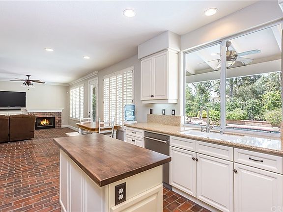3rd image of 27512 Bradenton Ct