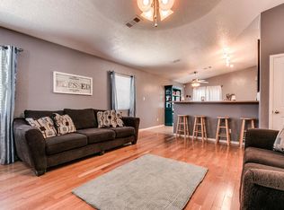 10638 Grayware Rd SW, Albuquerque, NM 87121