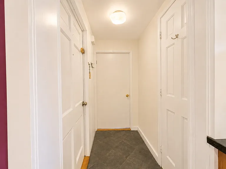 135-139 Pearl St #4 — Photo 10