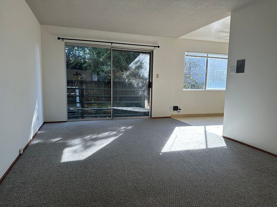 1st image of 3213 Santa Clara Ave APT 1
