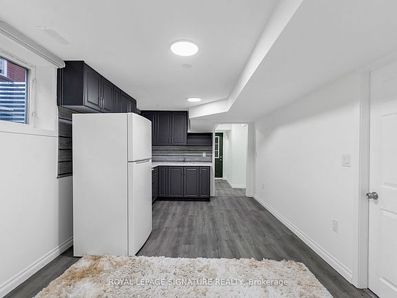 4th image of 2255 Grand Ravine Dr