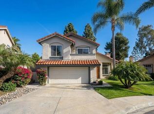 1984 Casablanca Ct, Vista, CA 92081