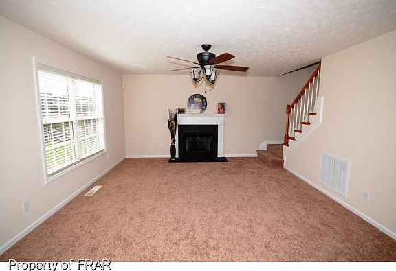 3rd image of 119 Blue Water Dr