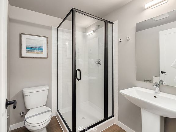3rd image of 18028 10th Avenue NE #B