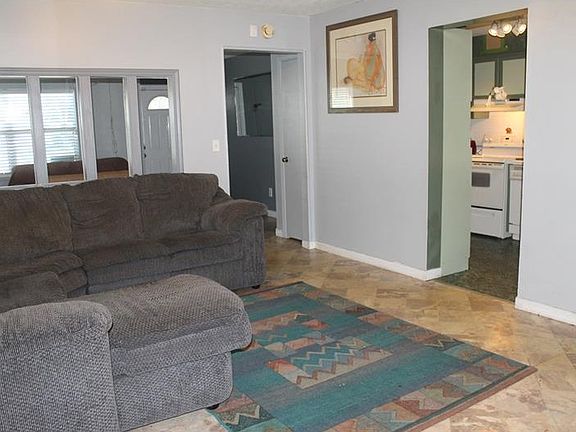 4th image of 10416 N Oklawaha Ave