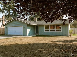 1491 SW Robertson Dr, Oak Harbor, WA
