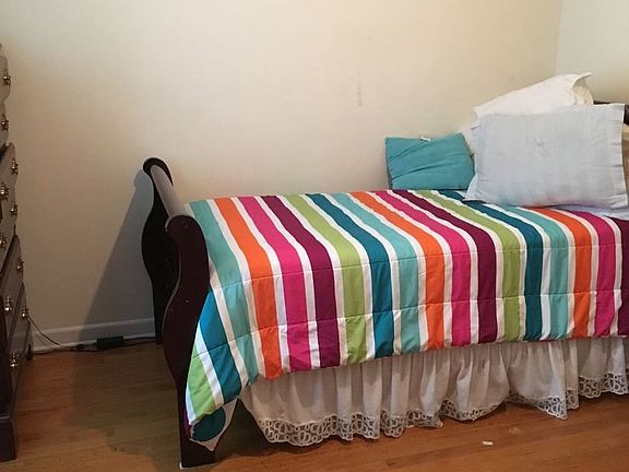 4th image of 1 Hartsville Dr Unit 23C
