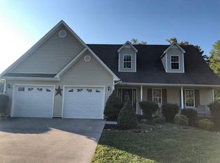 5172 Rolling Springs Dr, Morristown, TN 37814