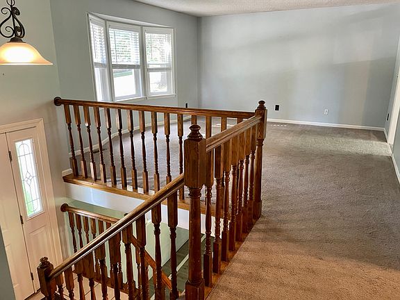 Fresh paint throughout!