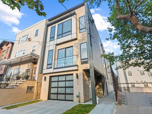 32 Hancock Avenue image 37 of 38