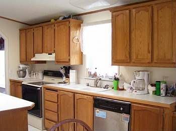 3rd image of 230 Caldona Ave