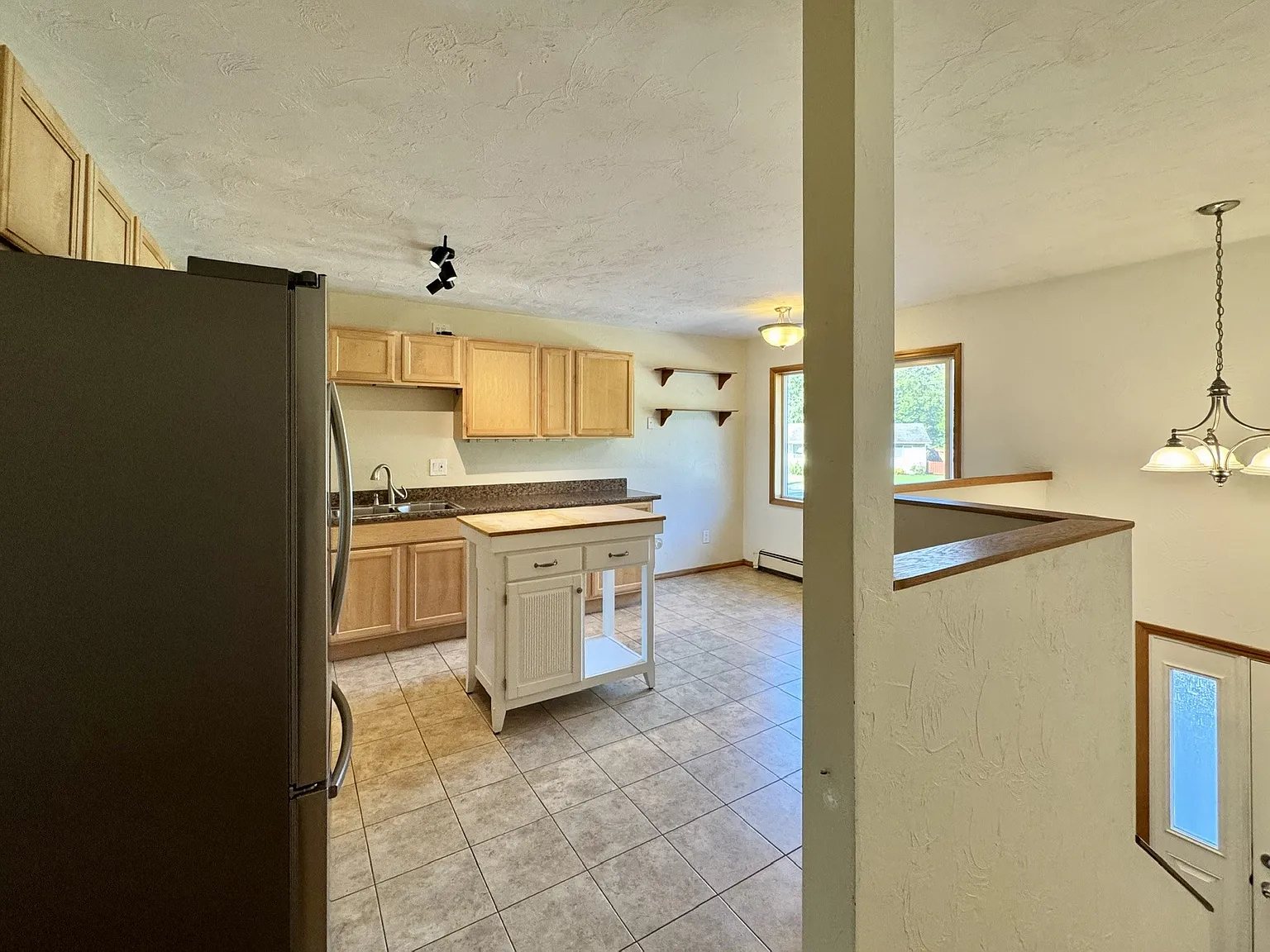 9191 James Boulevard - 1 — Photo 4