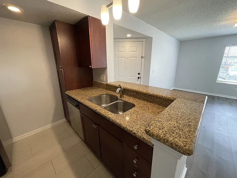 5128 Conroy Rd #713 — Photo 4