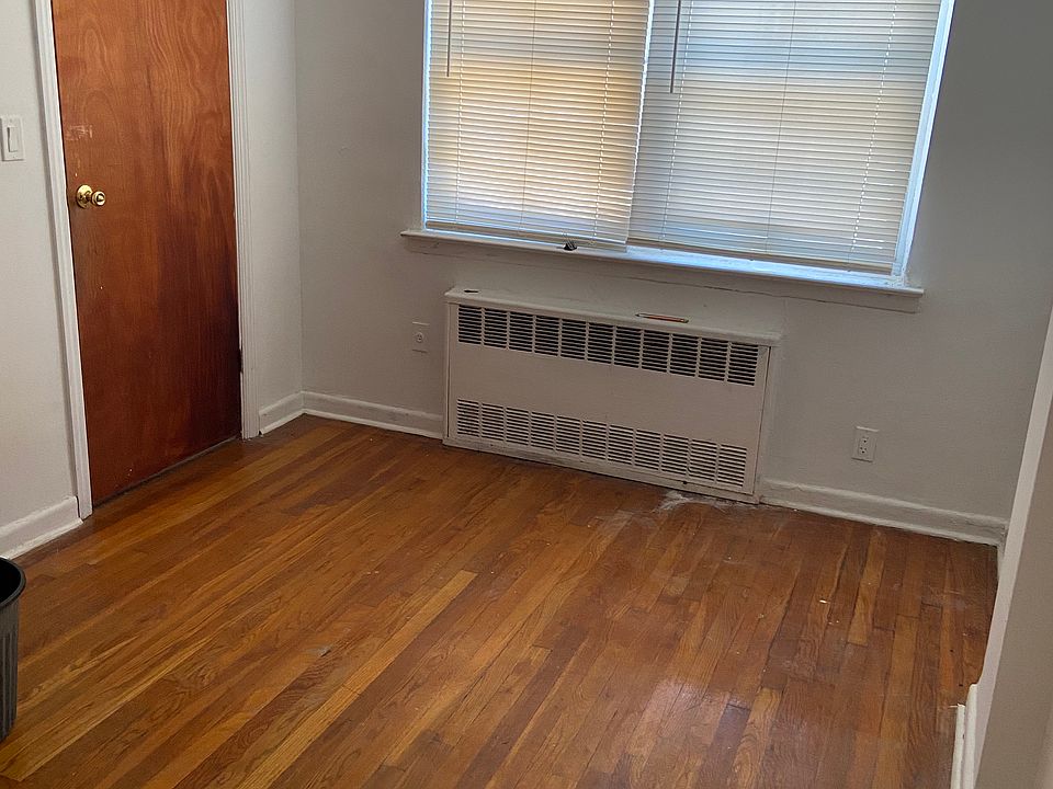 1st image of 172 27th Ave Floor 1