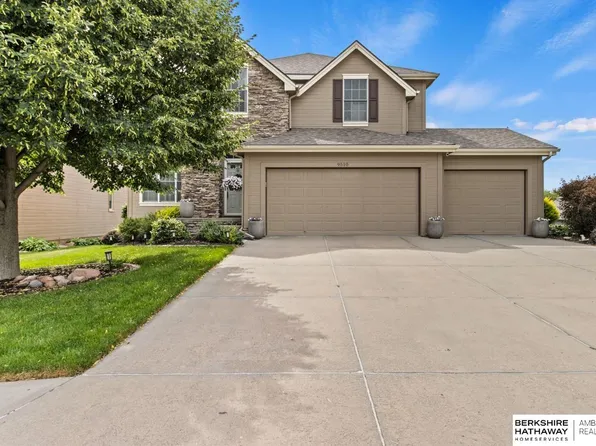 9510 S 27th St, Bellevue, NE 68147
