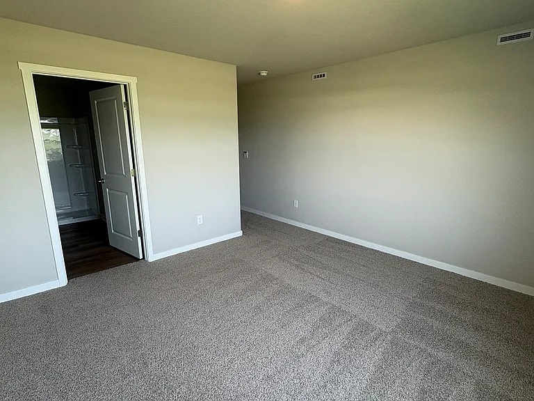 1069 Daisy Ln #1 — Photo 34