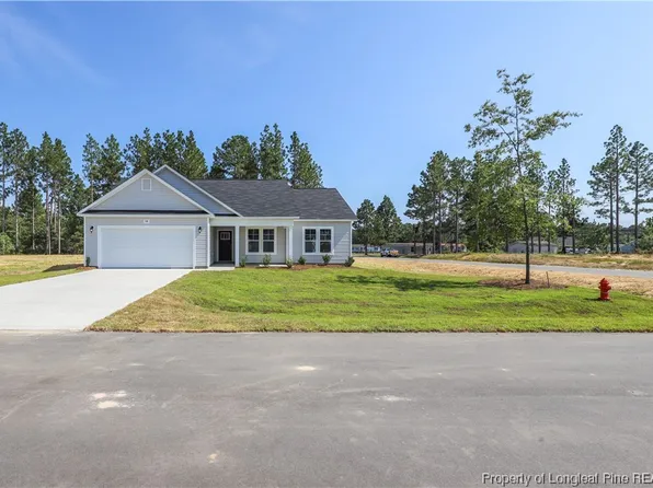 38 Terrier Ct, Parkton, NC 28371