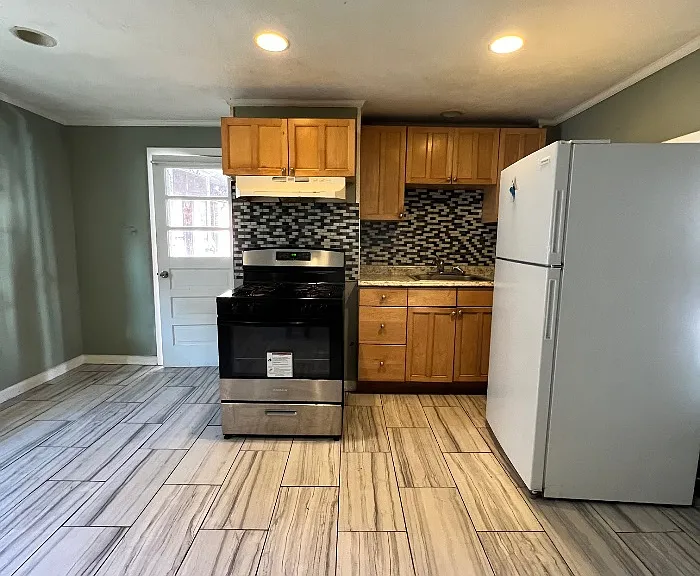 42 Mansfield St #2 — Photo 9