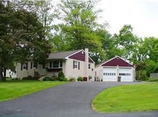 2008 Delwhit Dr, Feasterville, PA 19053