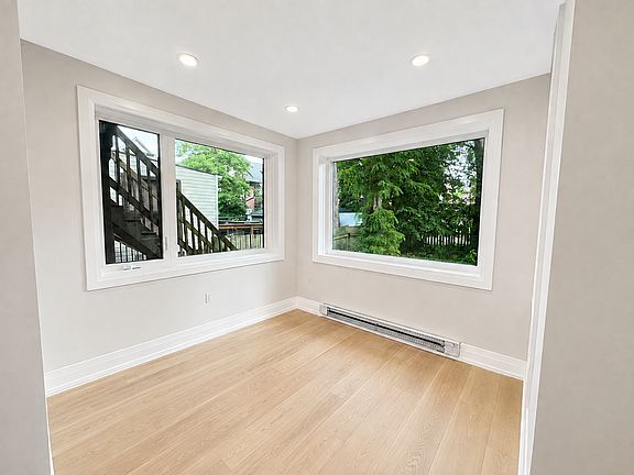 2nd image of 5 Cumberland Ave Unit 1