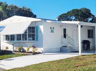 10 SE La Mesa Ln, Port Saint Lucie, FL 34952