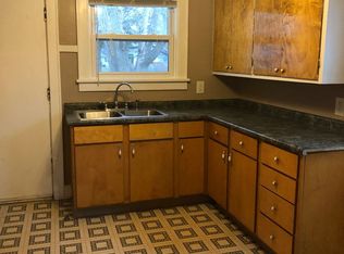 2331 4th St, Moline, IL 61265