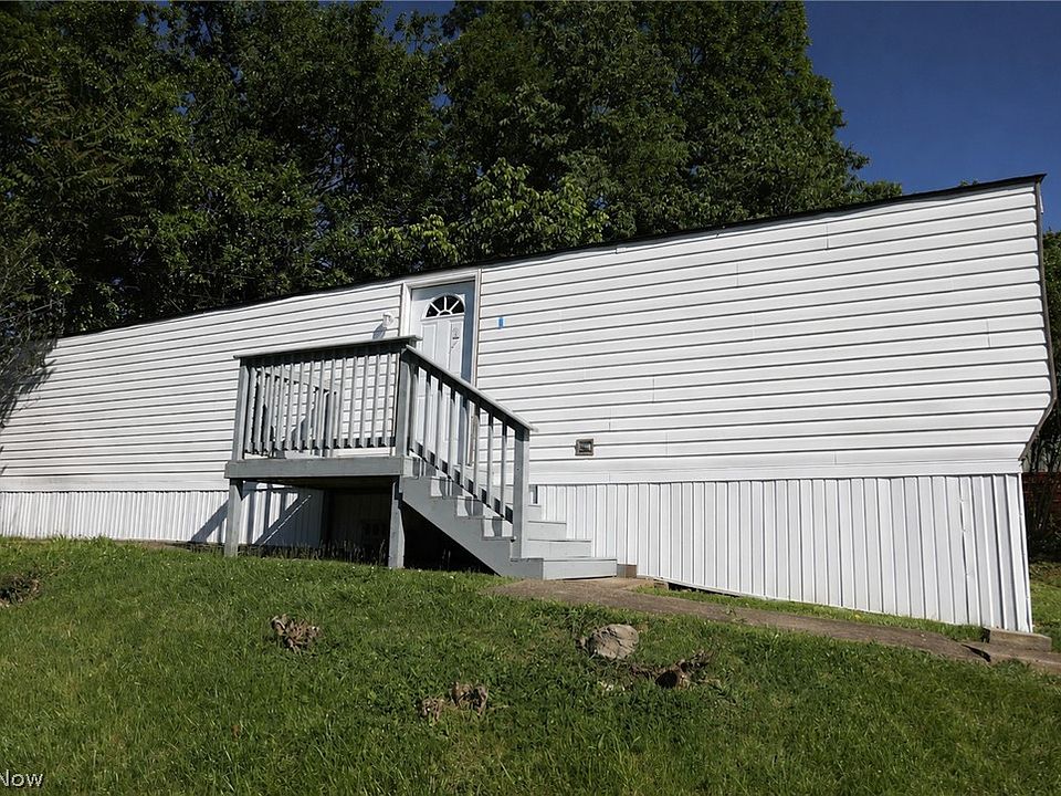 1st image of 216 Young Ln