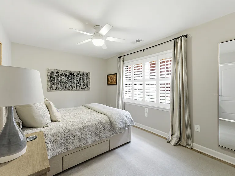 6932 Fairfax Dr #100 — Photo 33