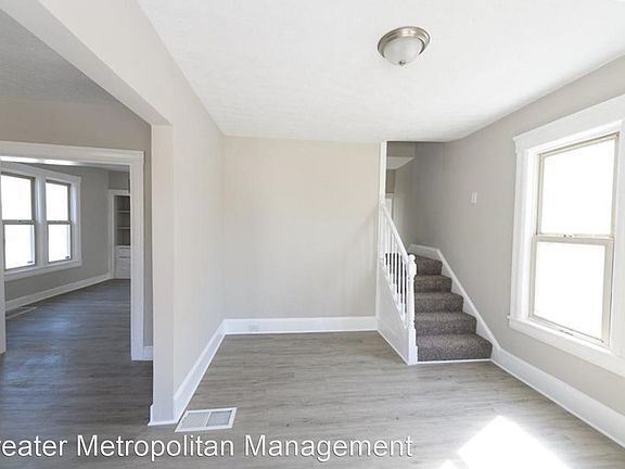 5th image of 2221 E 86th St