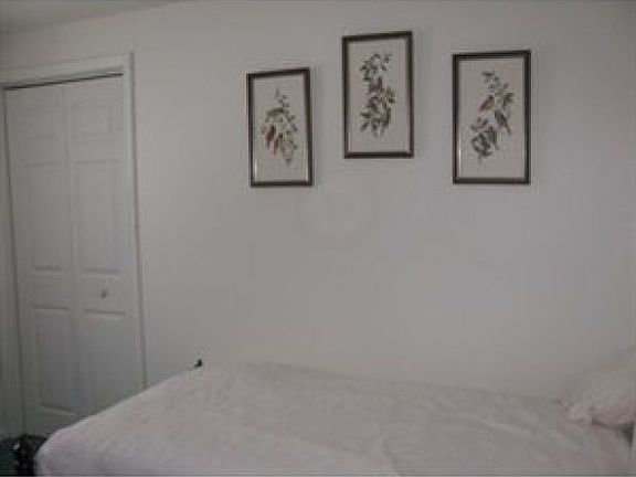 5th image of 2066 Warren Ave