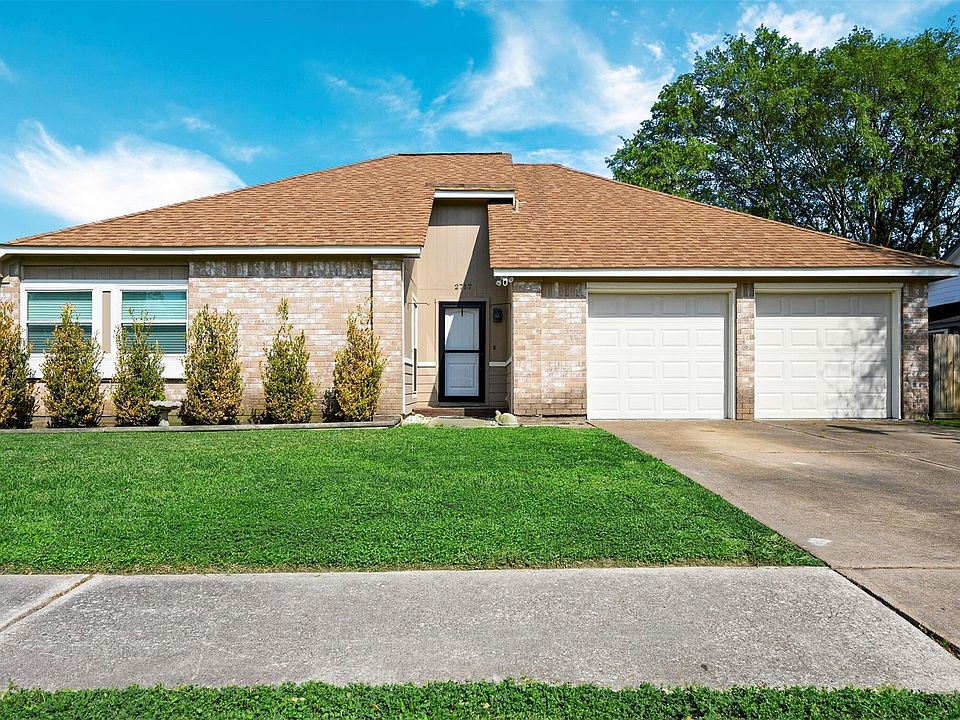 1st image of 2717 Holly Springs Dr