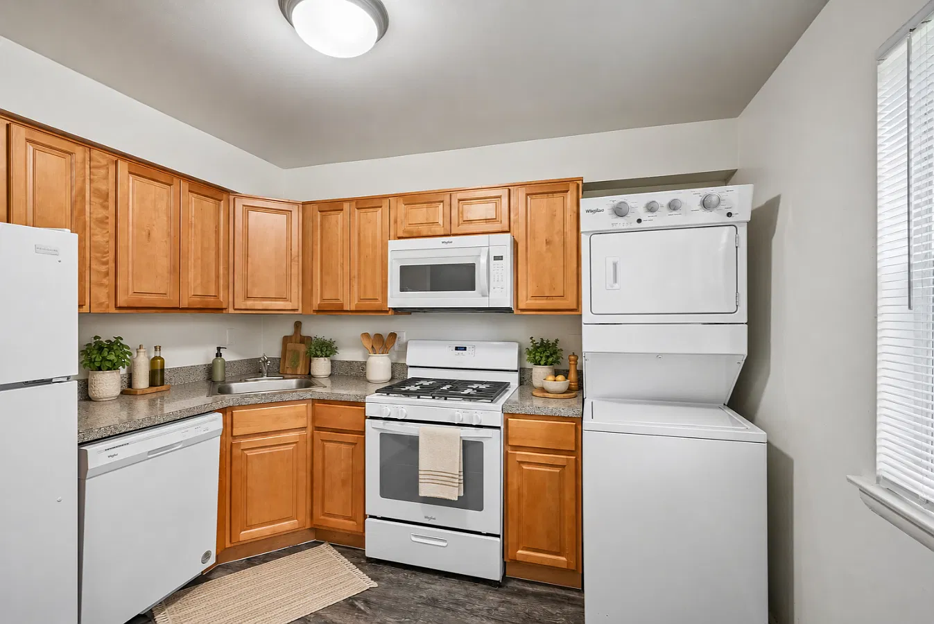 Fairways Apartment Homes — Photo 1