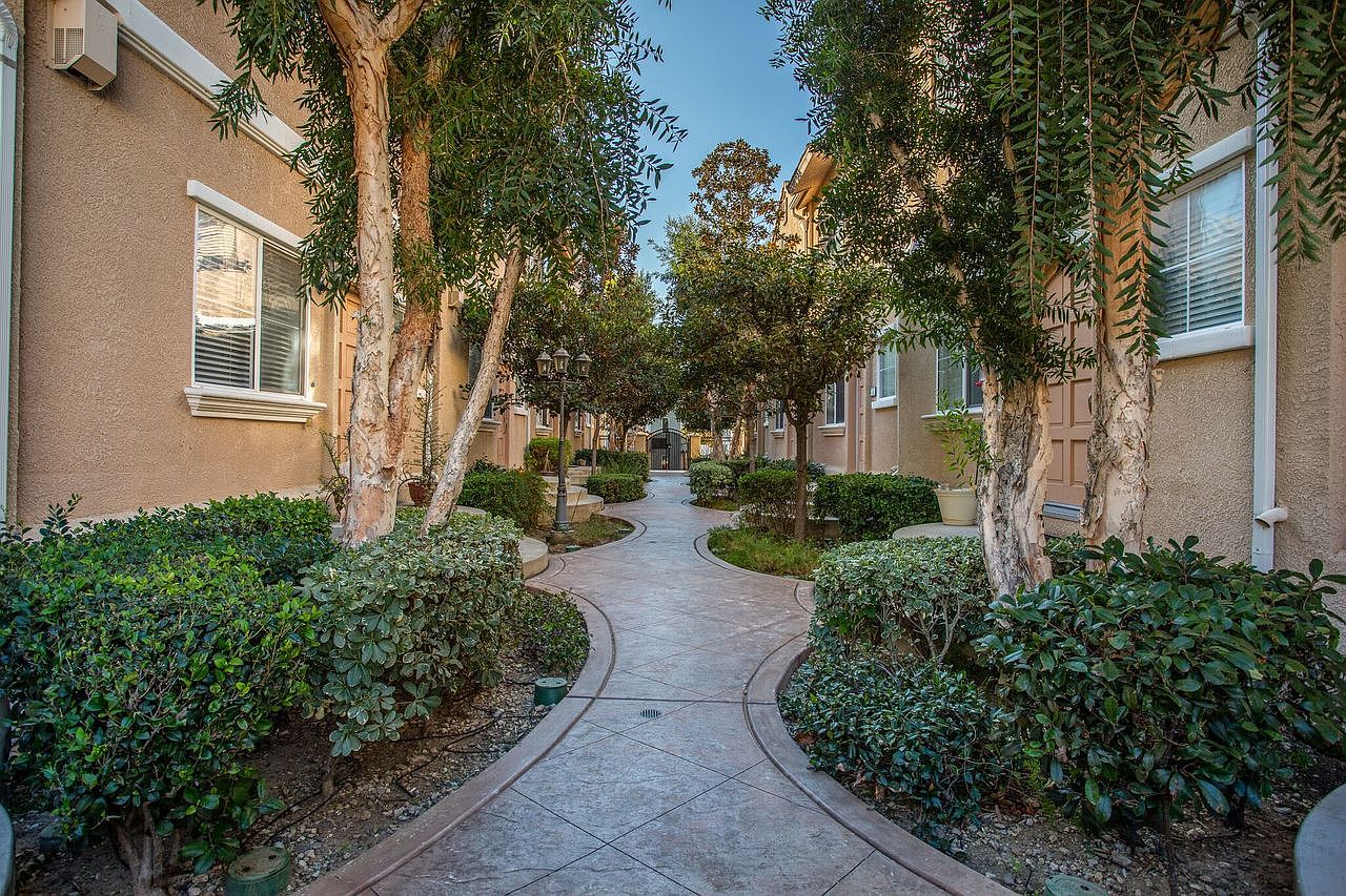 9301 Shirley Ave, Northridge, CA 91324 | Zillow