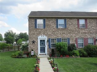 208 Oak St, Walnutport, PA 18088