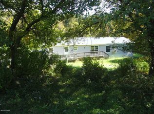 28 Jay Lord Rd, Hancock, NY 13783