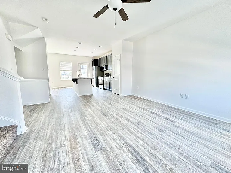 1066 Wickersham Way — Photo 10