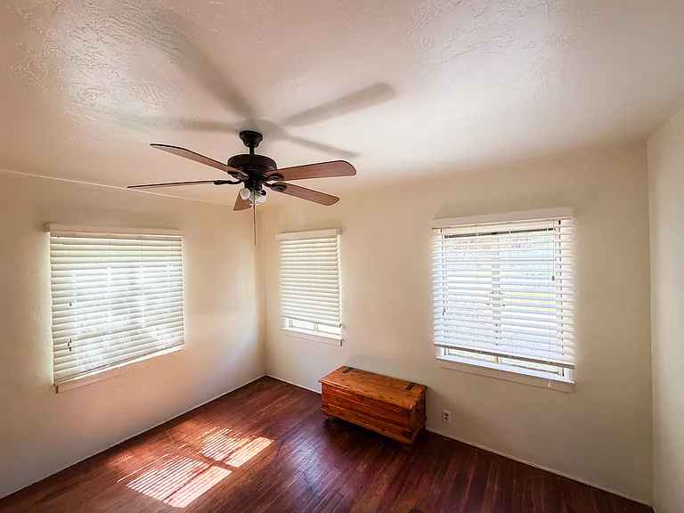 625 Adams Ave — Photo 21