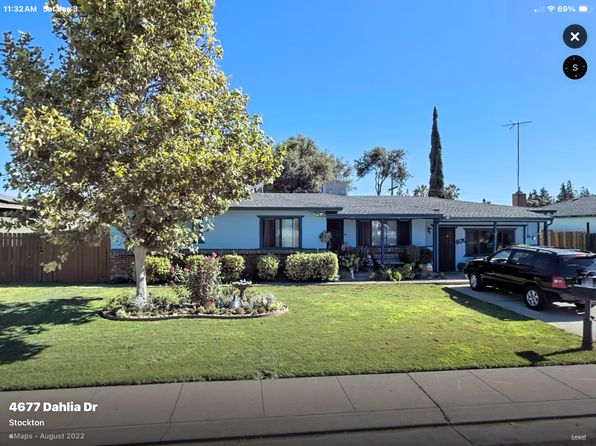 4676 E Dahlia Dr