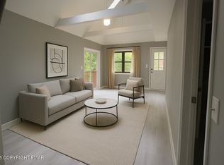 5926 Decker Rd, Bushkill, PA 18324