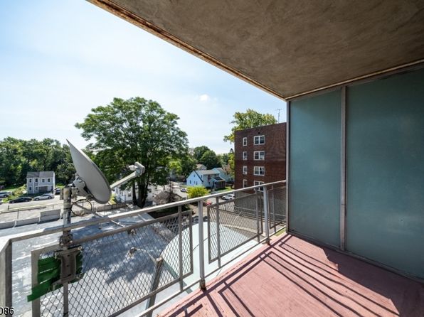 276 Prospect St #2F, East Orange City, NJ 07017