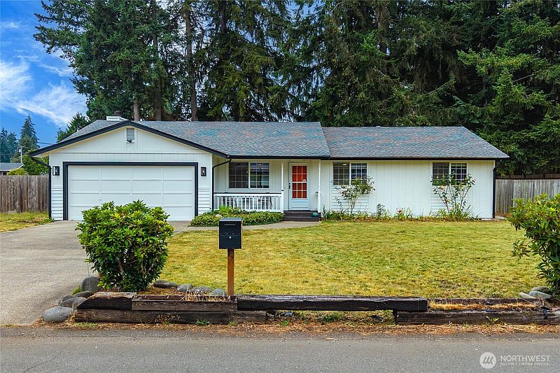 2nd image of 17110 11th Avenue Ct E