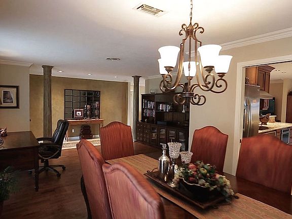 4th image of 4533 Kingfisher Dr