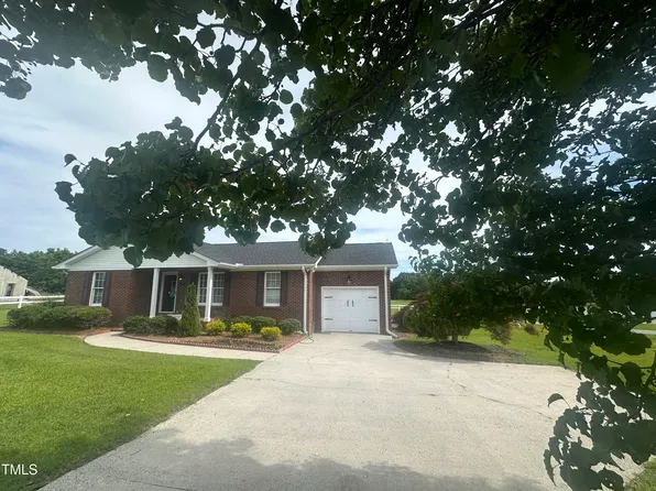 5148 Benson Rd, Angier, NC 27501