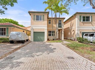 8349 NW 142nd St, Miami Lakes, FL 33016
