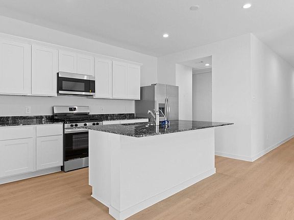 5th image of 9014 Shady Cabana Way