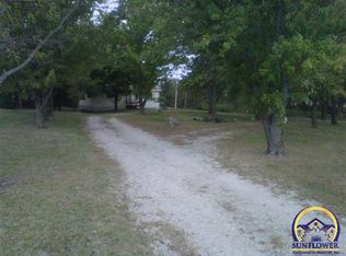 27005 Rezac Rd, Saint Marys, KS 66536