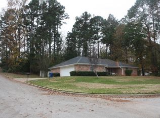 301 Robinwood Dr, Whitehouse, TX 75791