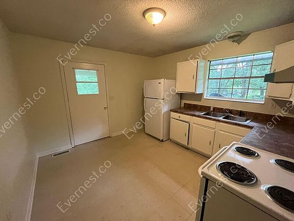4th image of 6 Webb Cir Unit A