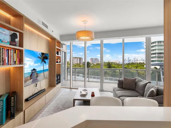 100 S Pointe Dr, Miami Beach, FL