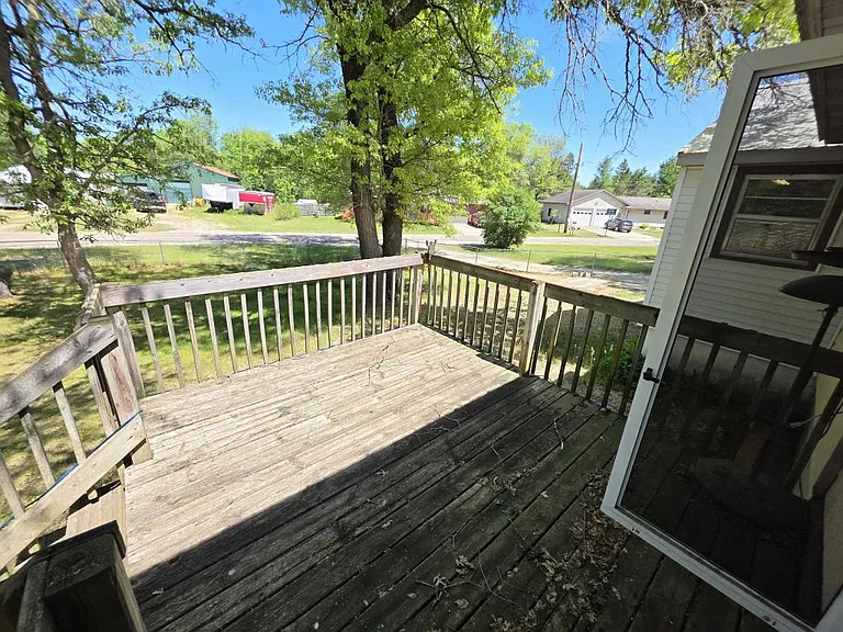 11934 Goodview Ave — Photo 27